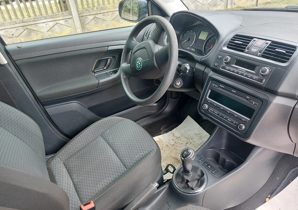 Skoda Fabia cena 14999 przebieg: 164000, rok produkcji 2010 z Płońsk małe 211